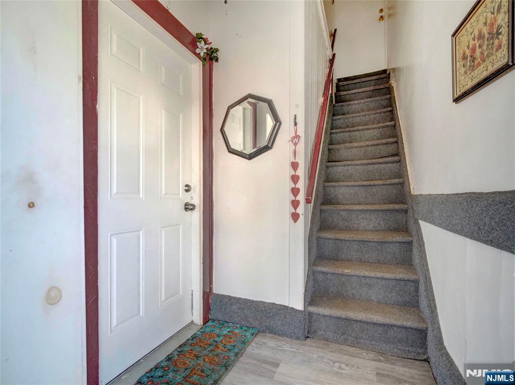 39 Hillman Street Property Photo 11
