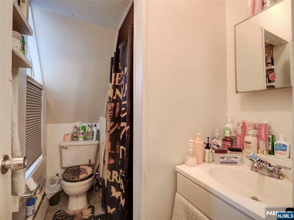39 Hillman Street Property Photo 18