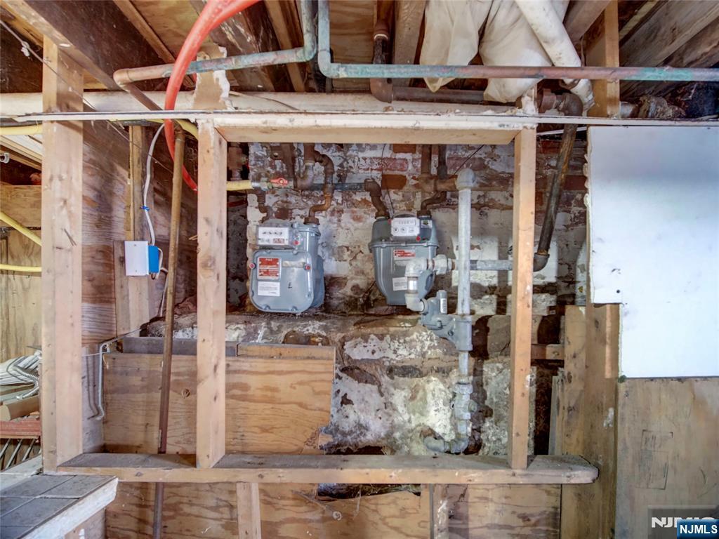 39 Hillman Street Property Photo 22