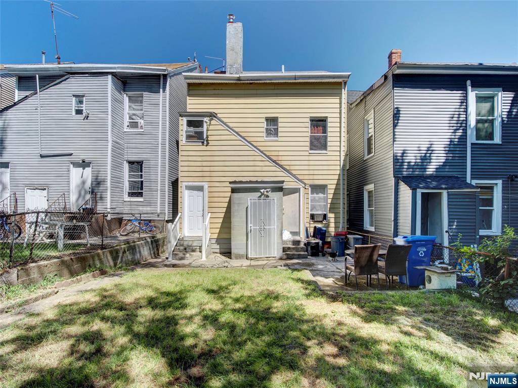 39 Hillman Street Property Photo 26