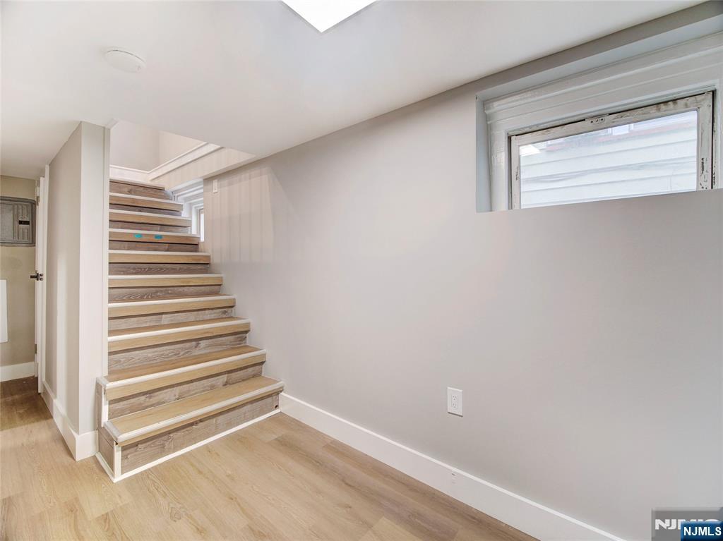 76 Mission Street Property Photo 13