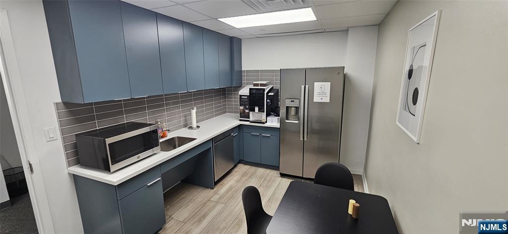 972 Broad Street Floor 3 Property Photo 17