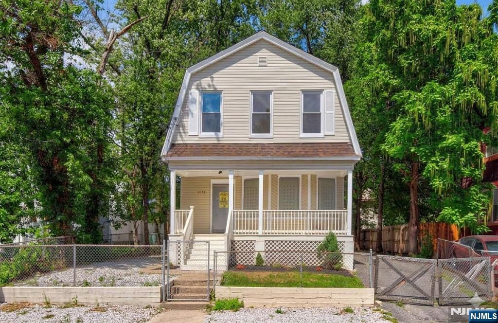 31-33 Voorhees Street Property Photo 1