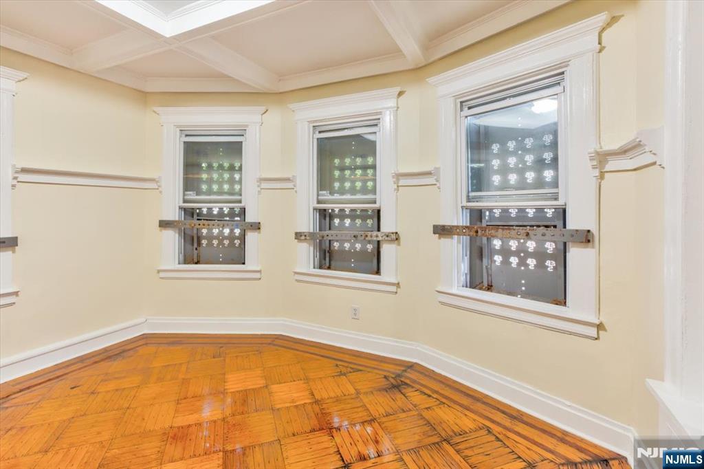 31-33 Voorhees Street Property Photo 14