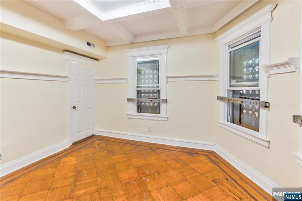 31-33 Voorhees Street Property Photo 15