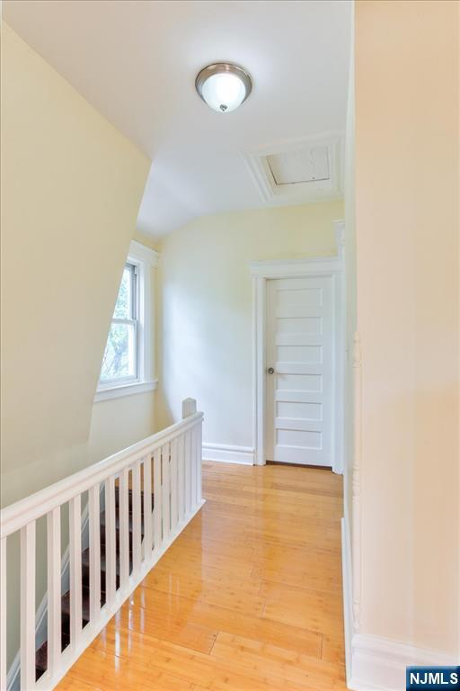 31-33 Voorhees Street Property Photo 24