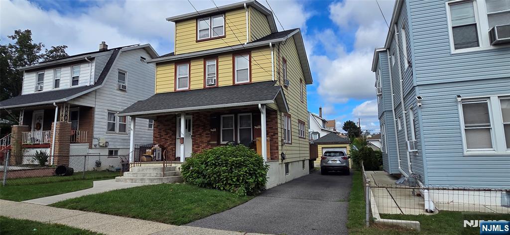 104 Piaget Avenue Property Photo 1