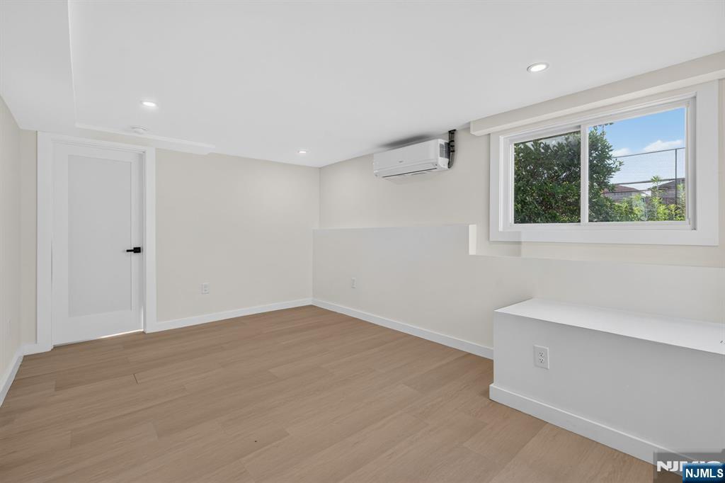 94 Irving Place Property Photo 25