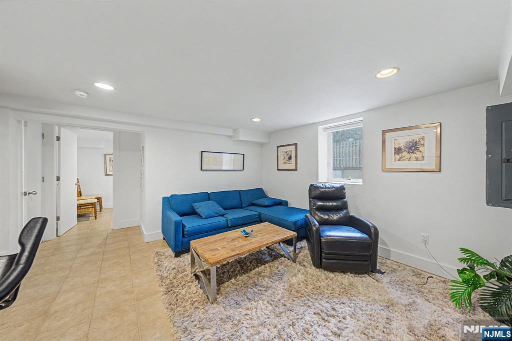 61 Center Street Property Photo 28