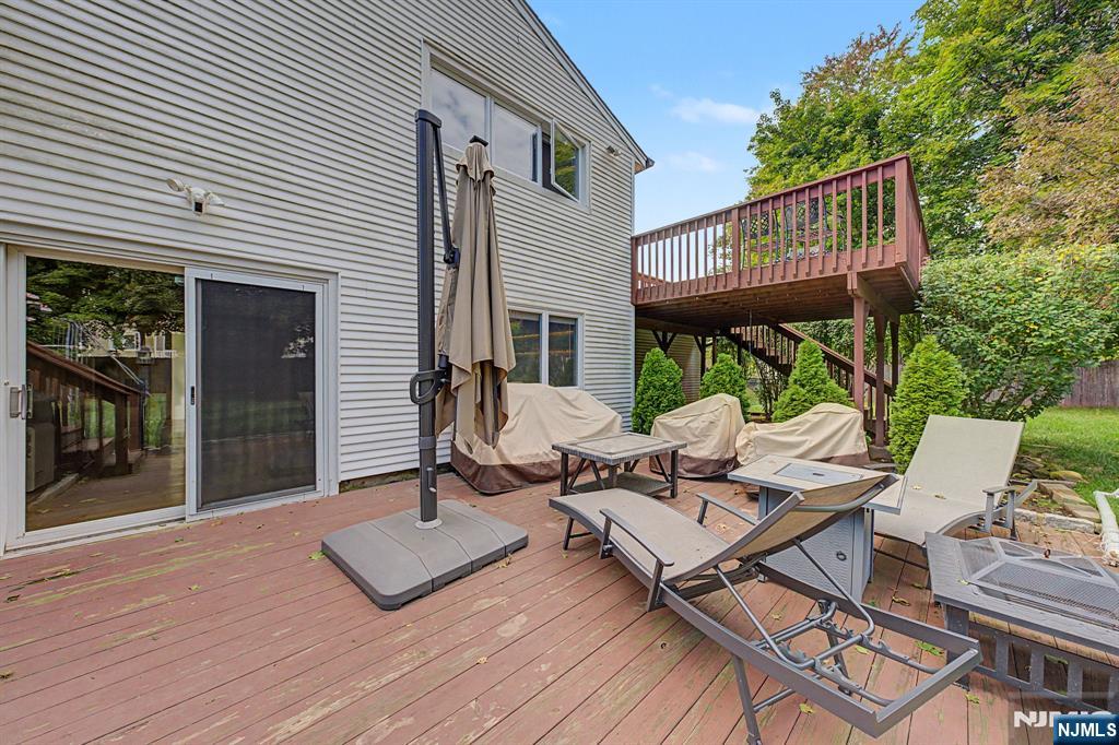 61 Center Street Property Photo 32