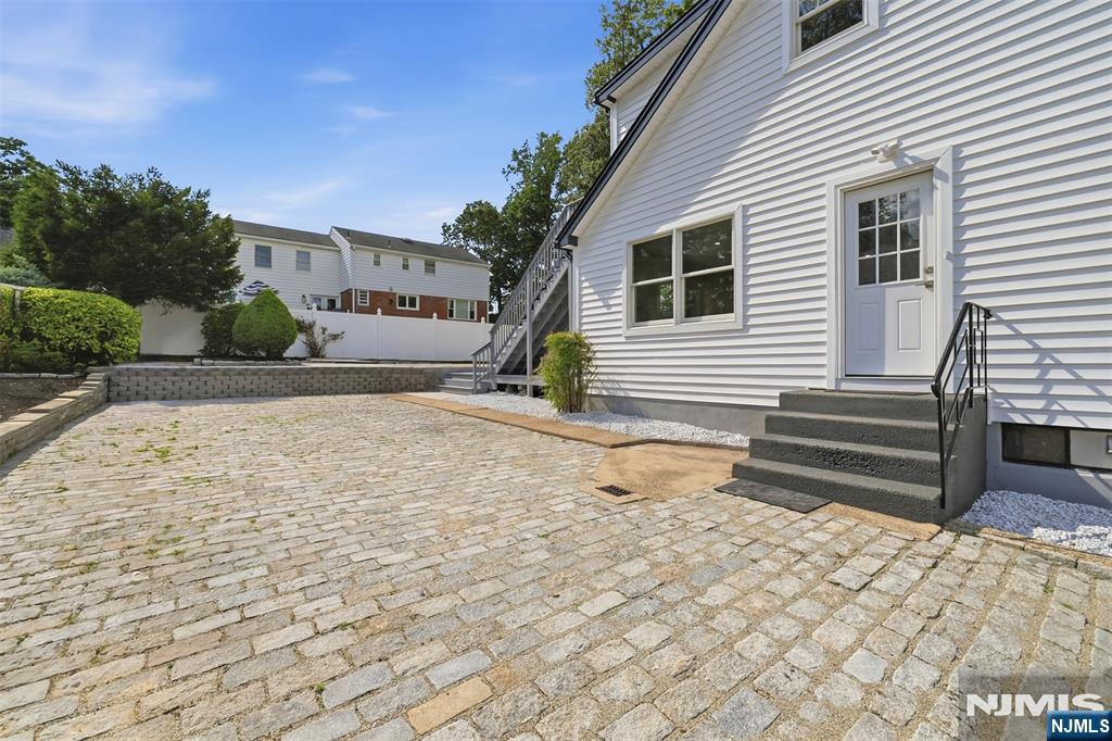 768 Birch Avenue Property Photo 36