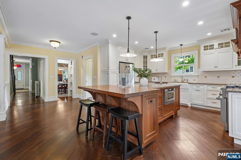 159 Center Avenue Property Photo 13