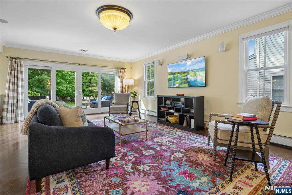 159 Center Avenue Property Photo 18