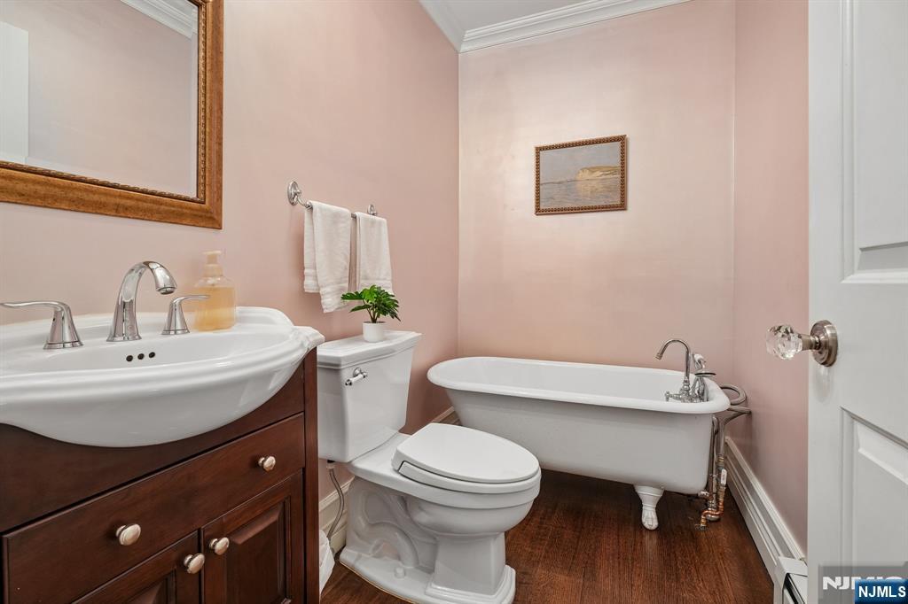 159 Center Avenue Property Photo 25