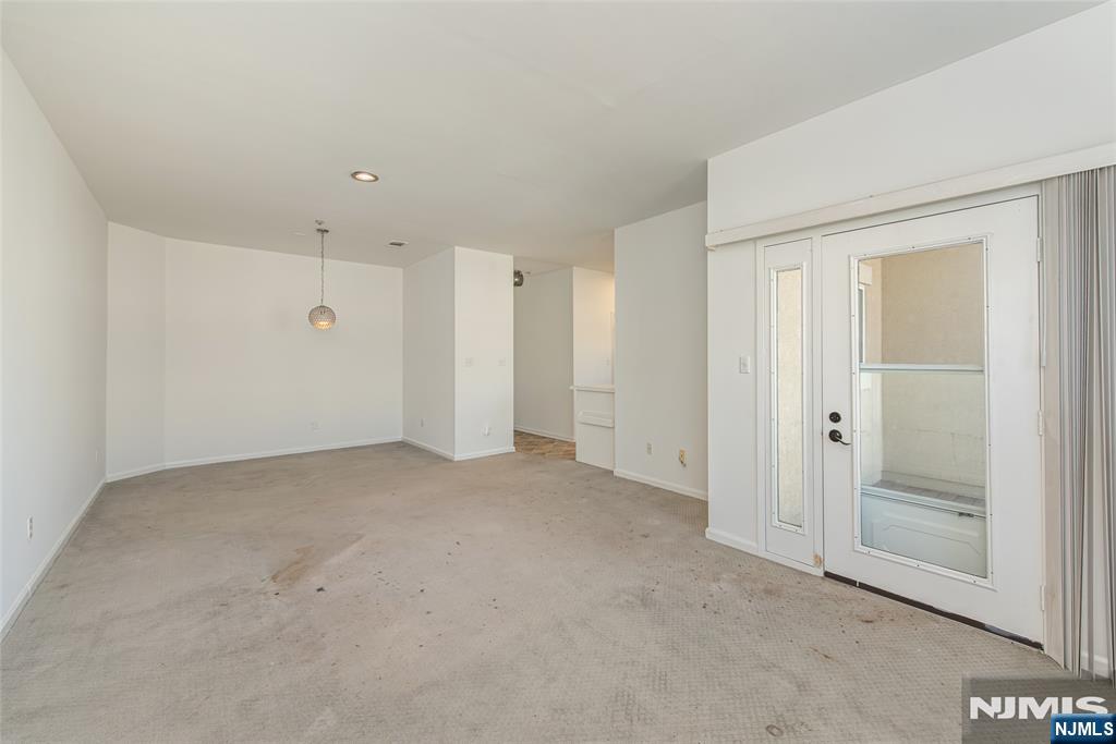 324 Brittany Drive Property Photo 8