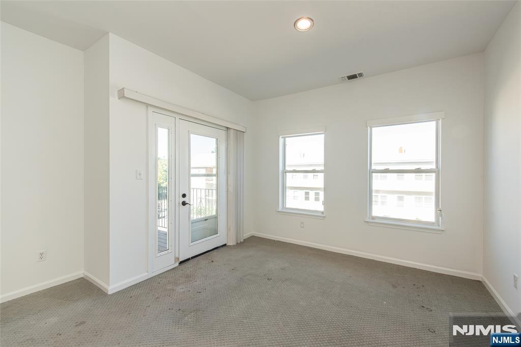324 Brittany Drive Property Photo 14