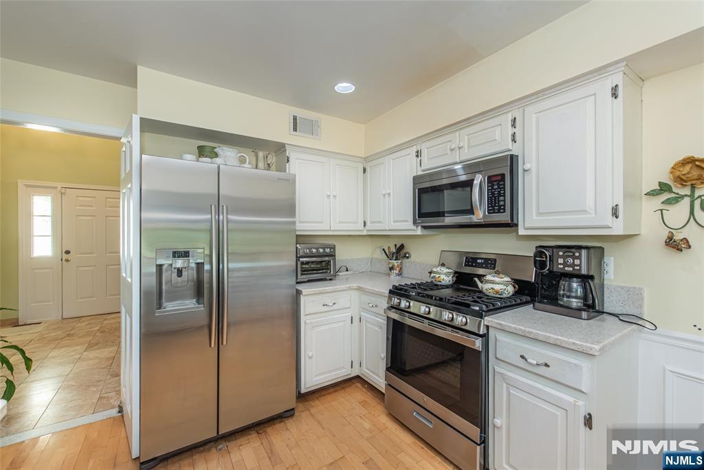 8 Birdseye Circle Property Photo 2