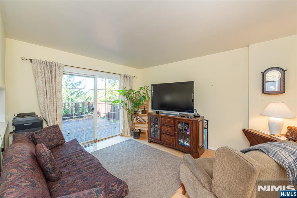 8 Birdseye Circle Property Photo 12