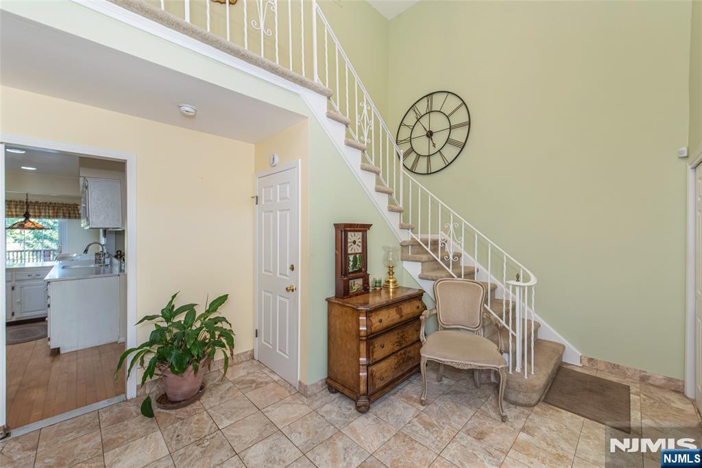8 Birdseye Circle Property Photo 13