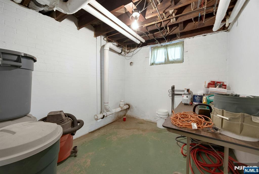 225 Liberty Street Property Photo 20