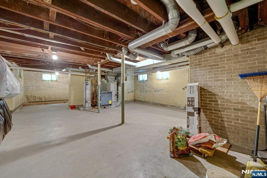 225 Liberty Street Property Photo 21