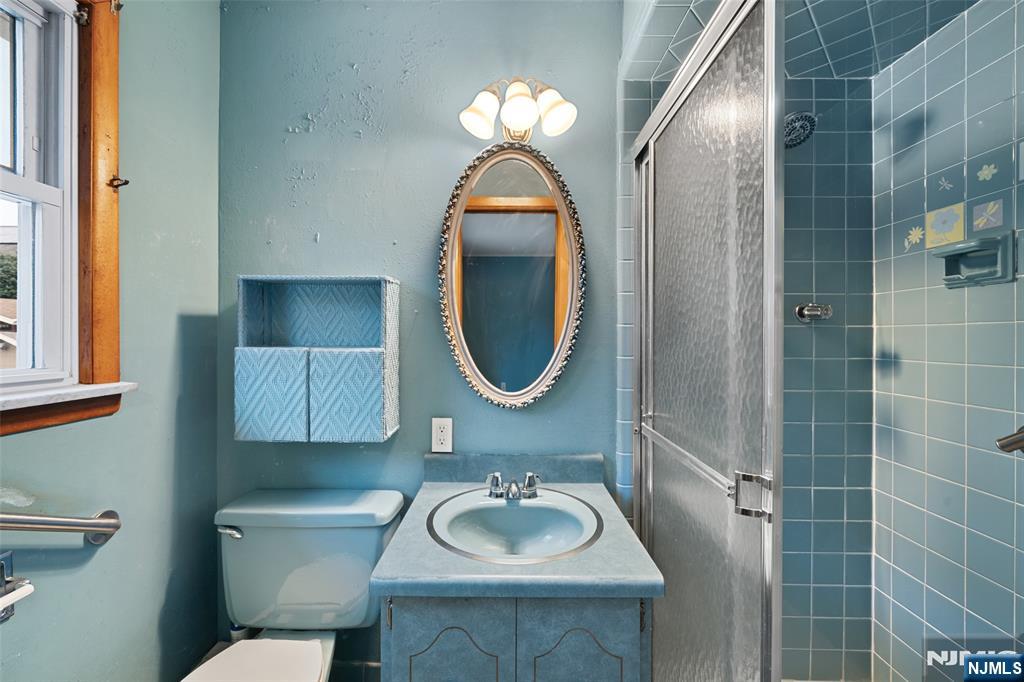 222 Vreeland Avenue Property Photo 19