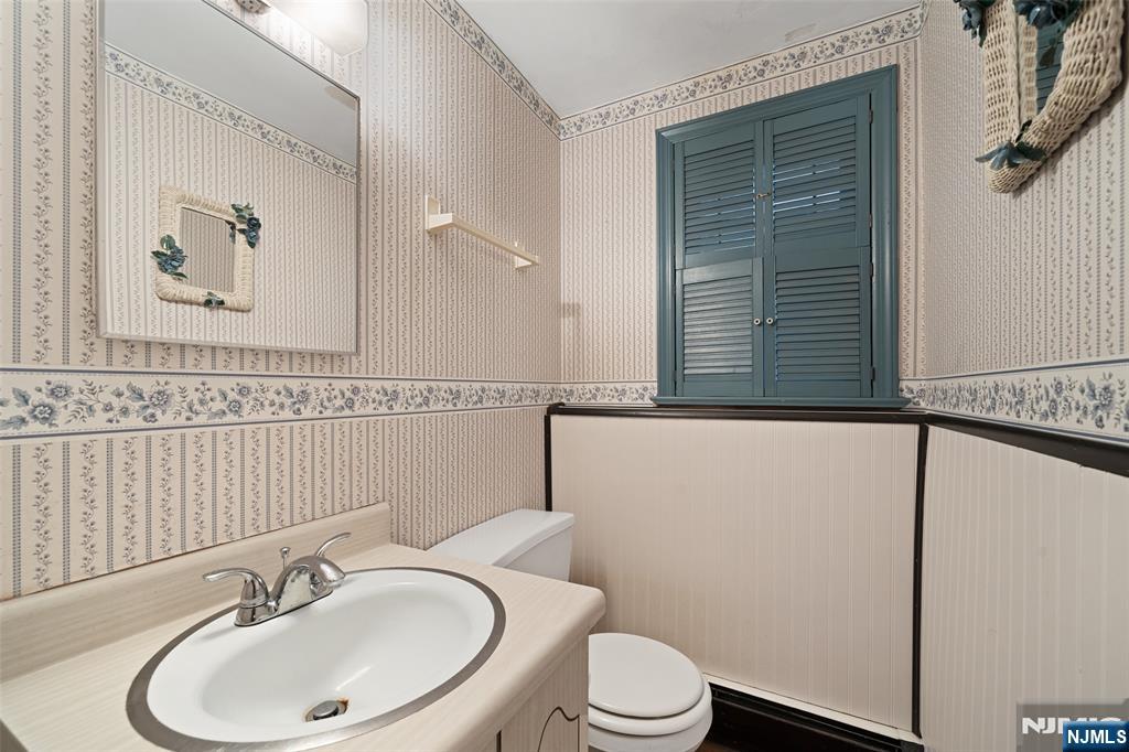222 Vreeland Avenue Property Photo 25