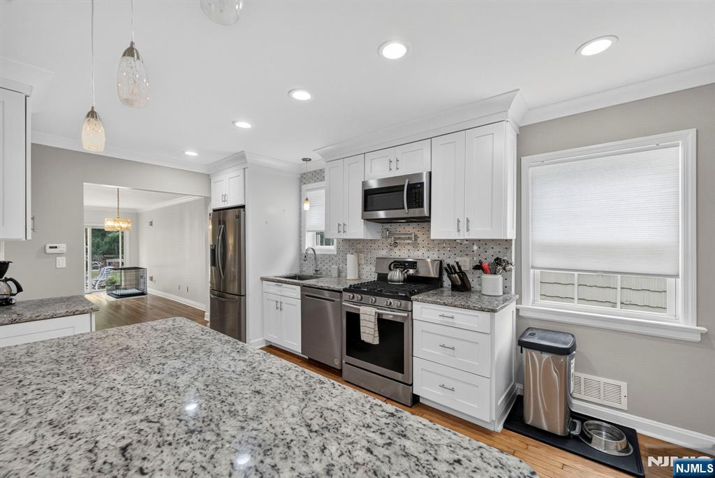 410 Chestnut Street Property Photo 13