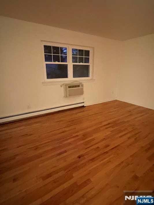 636 Godwin Avenue 10a Property Photo 6