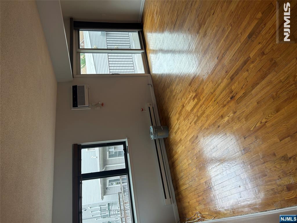 148 Undercliff Avenue Property Photo 4