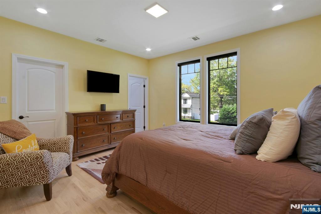 207 Wilsey Court Property Photo 34