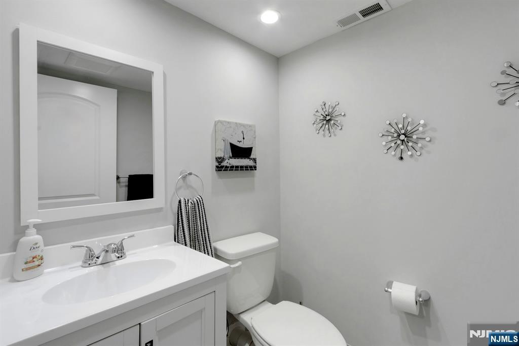207 Wilsey Court Property Photo 44