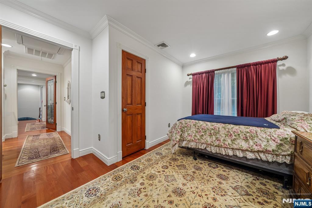 18 Gail Place Property Photo 31