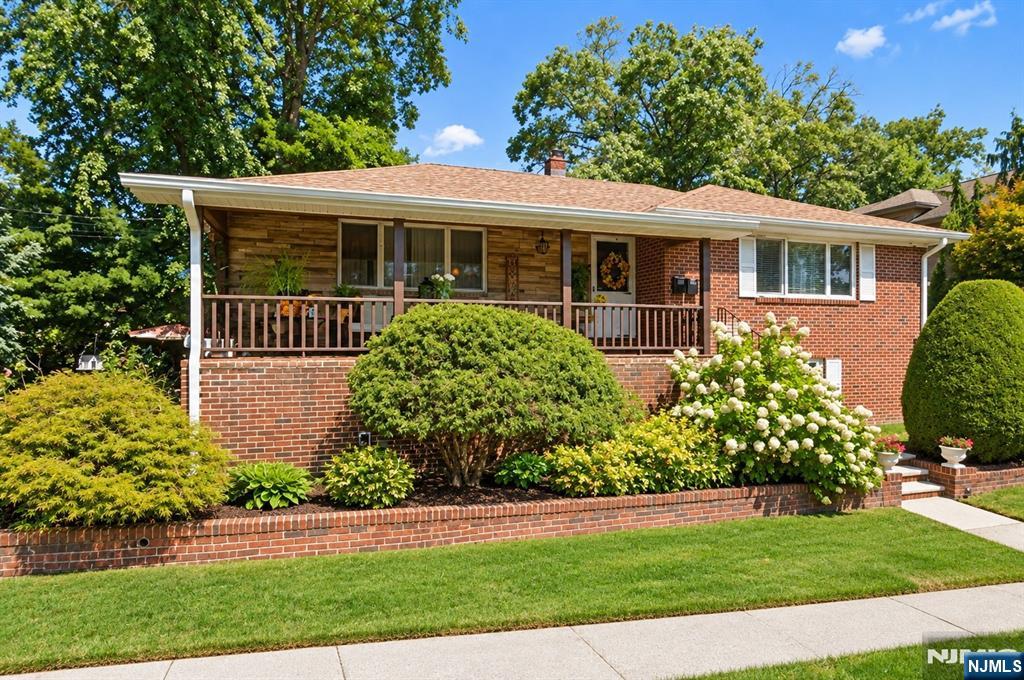 343 Tremont Avenue 2 Property Photo 1