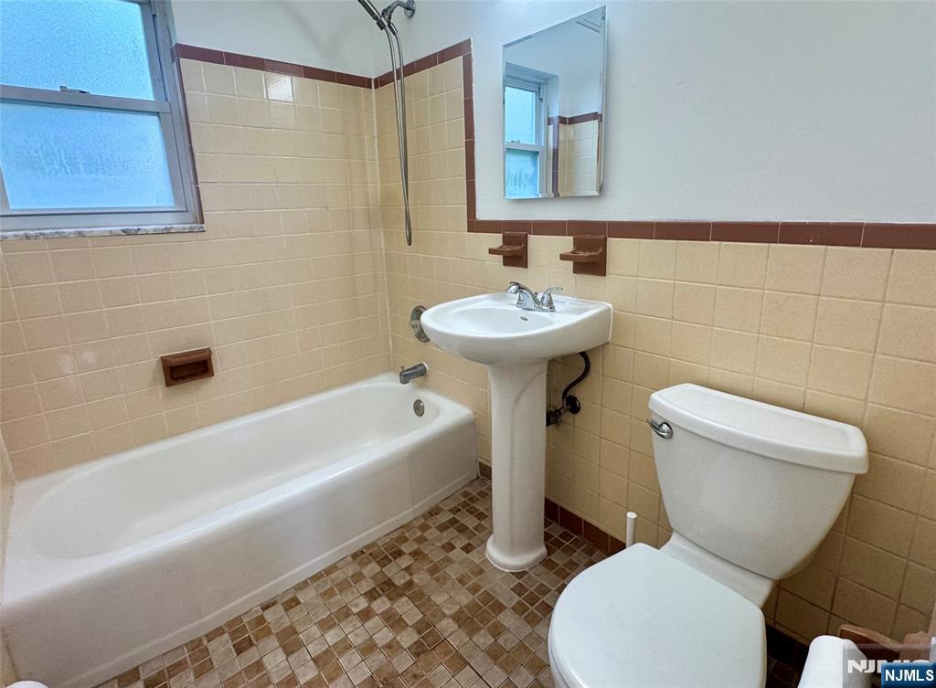 62 Regency Park Property Photo 7