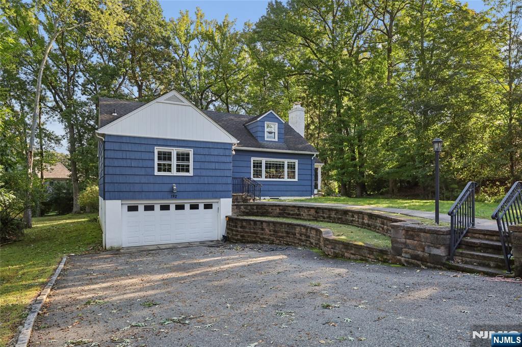 192 Rensselaer Road Property Photo 2