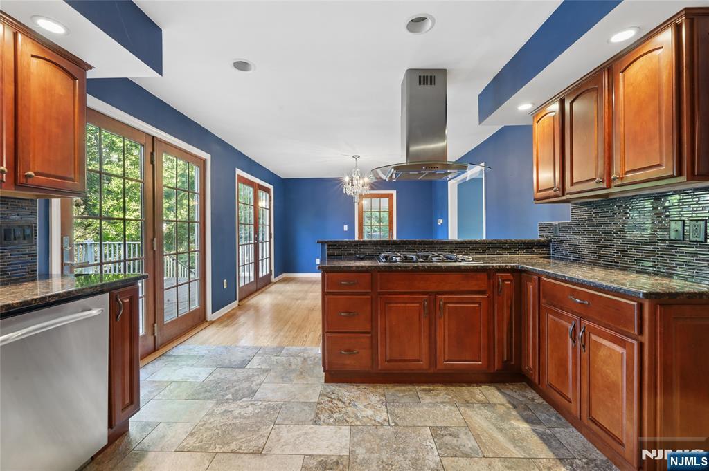 192 Rensselaer Road Property Photo 23