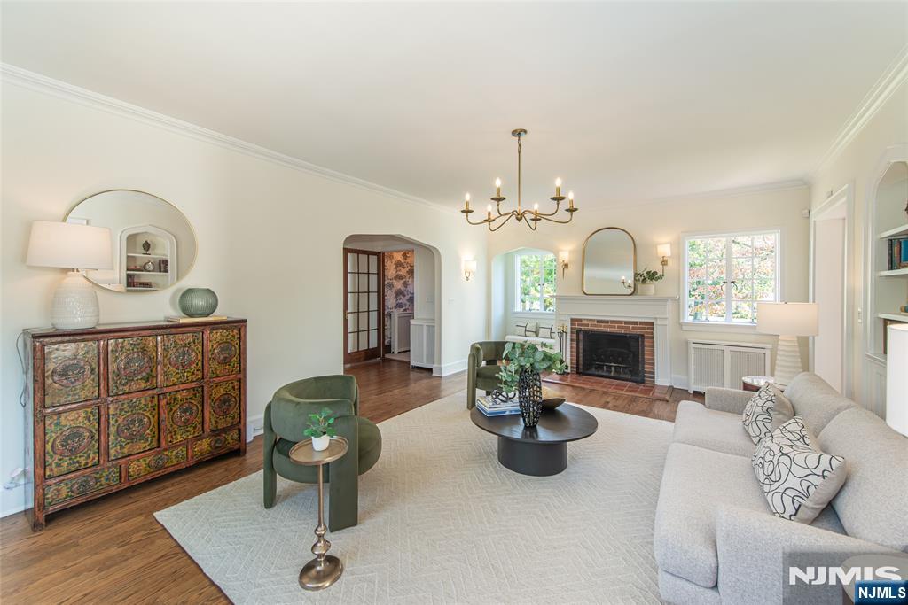496 Ridgewood Avenue Property Photo 14