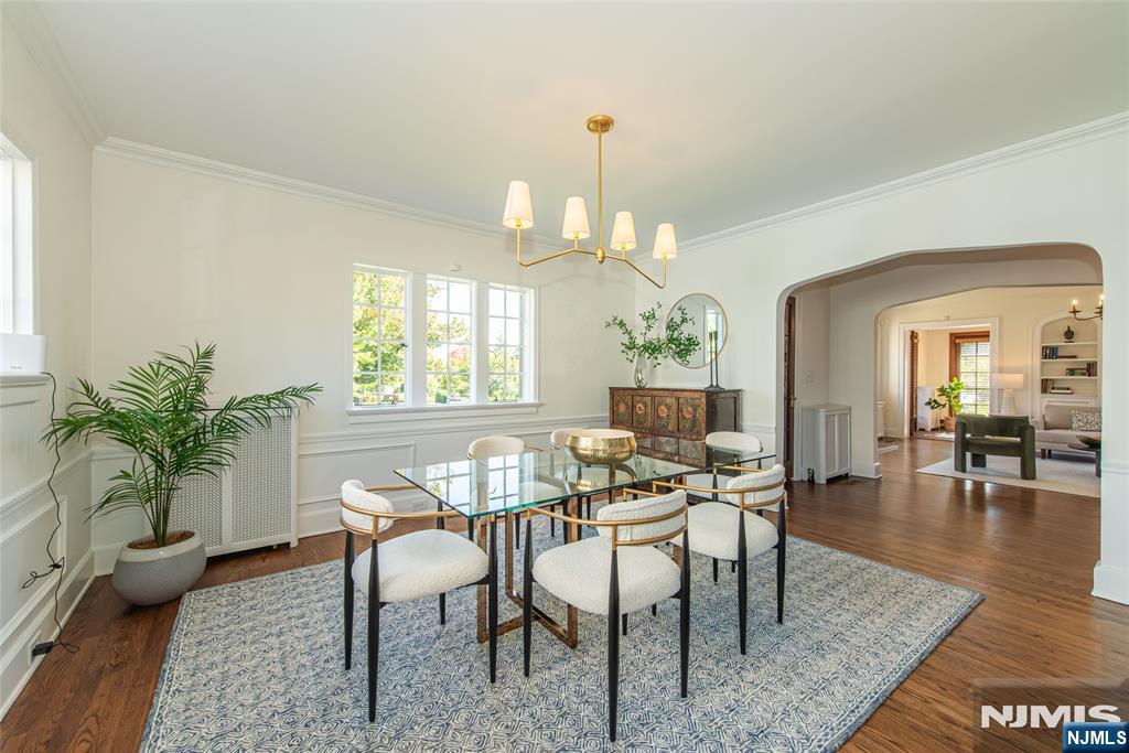 496 Ridgewood Avenue Property Photo 17