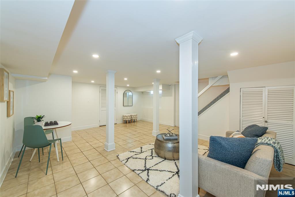 496 Ridgewood Avenue Property Photo 42