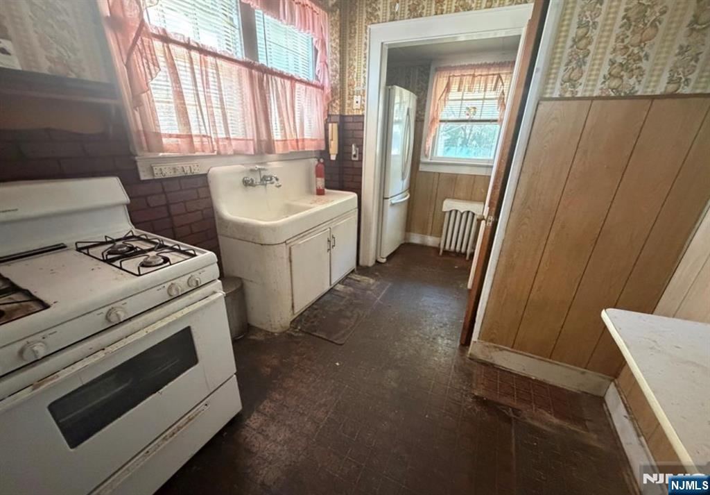 55 Maywood Avenue Property Photo 6