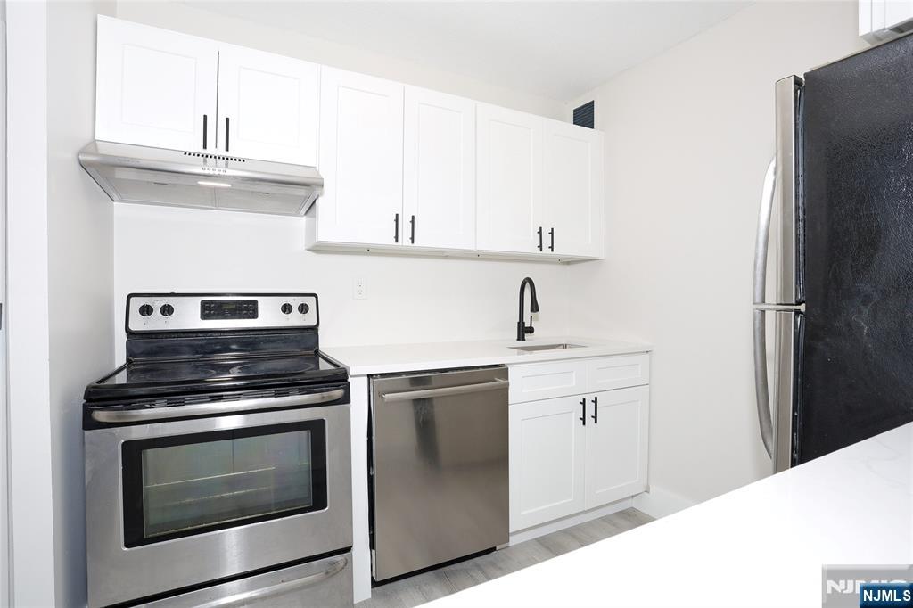 770 Anderson Avenue 5f Property Photo 20