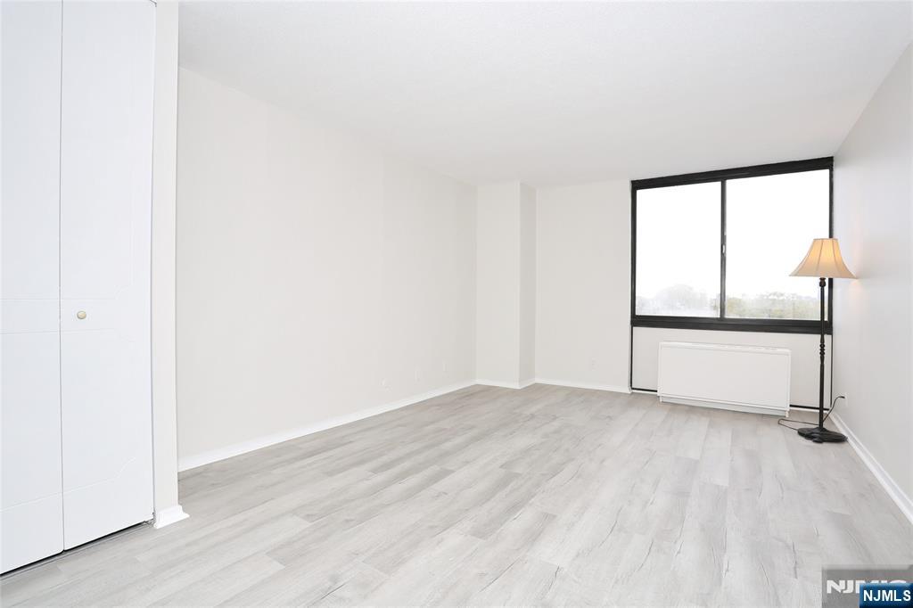 770 Anderson Avenue 5f Property Photo 23