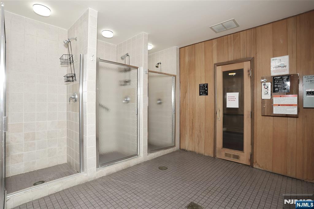770 Anderson Avenue 5f Property Photo 41