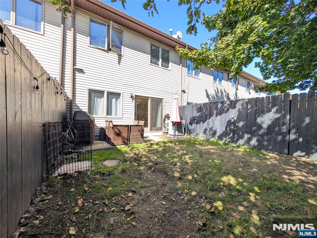230 Van Winkle Street Property Photo 19