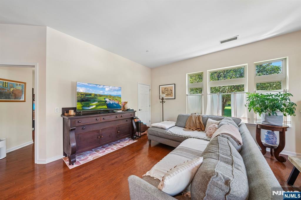 1119 Riverview Avenue 119 Property Photo 5
