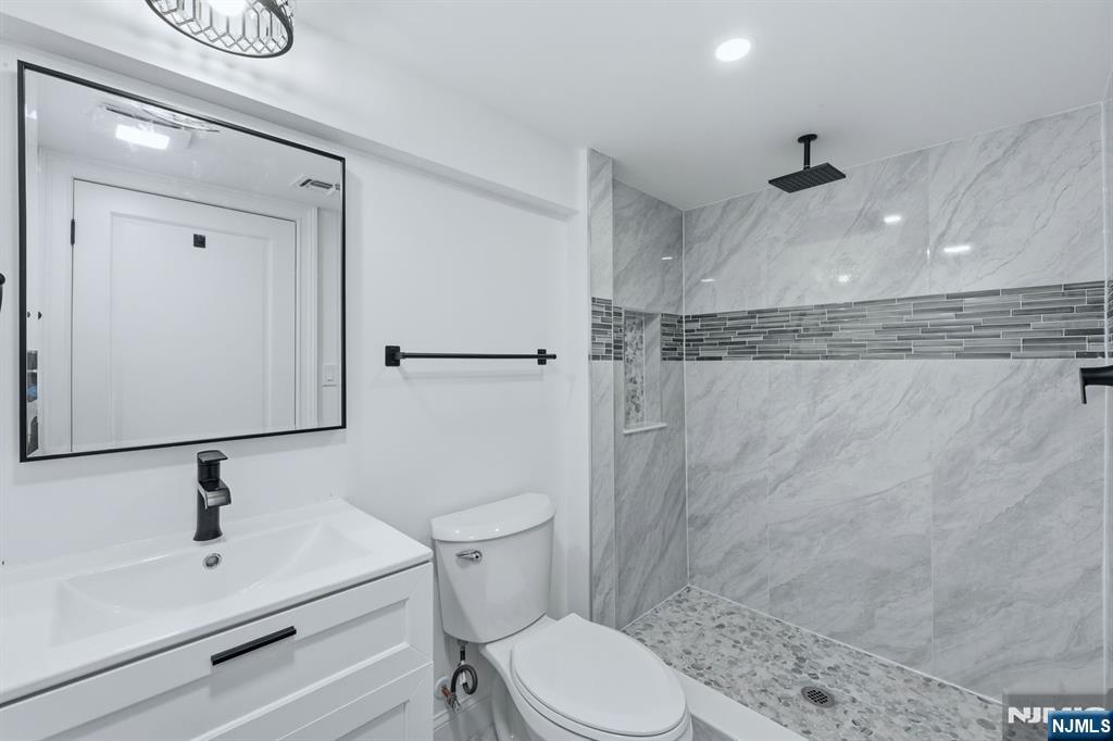 17 Blake Drive Property Photo 38