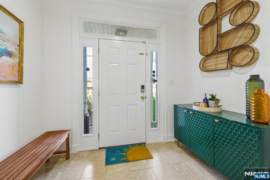 1627 Broad Street Property Photo 3