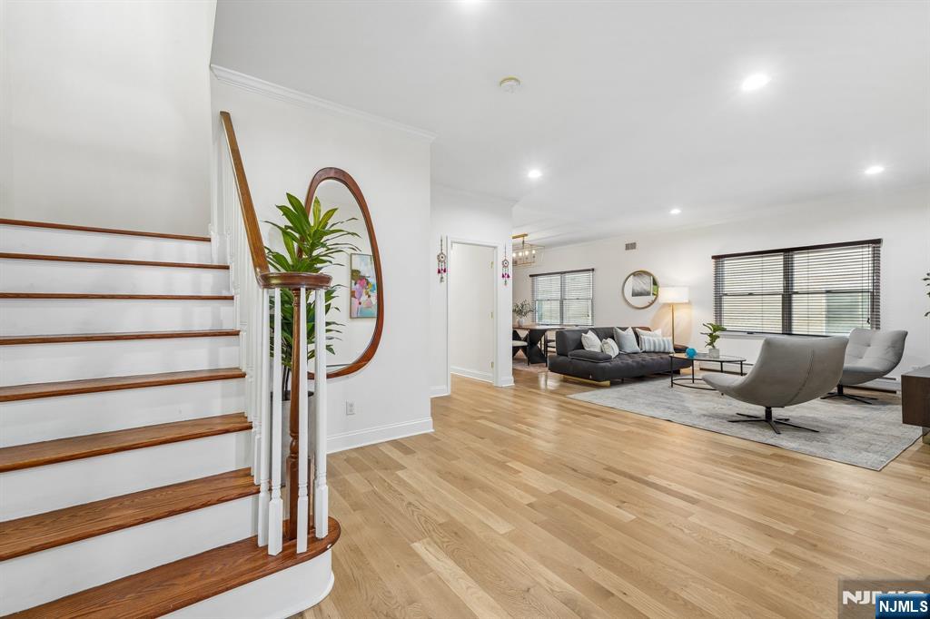 1627 Broad Street Property Photo 4