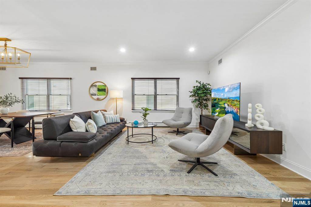 1627 Broad Street Property Photo 6